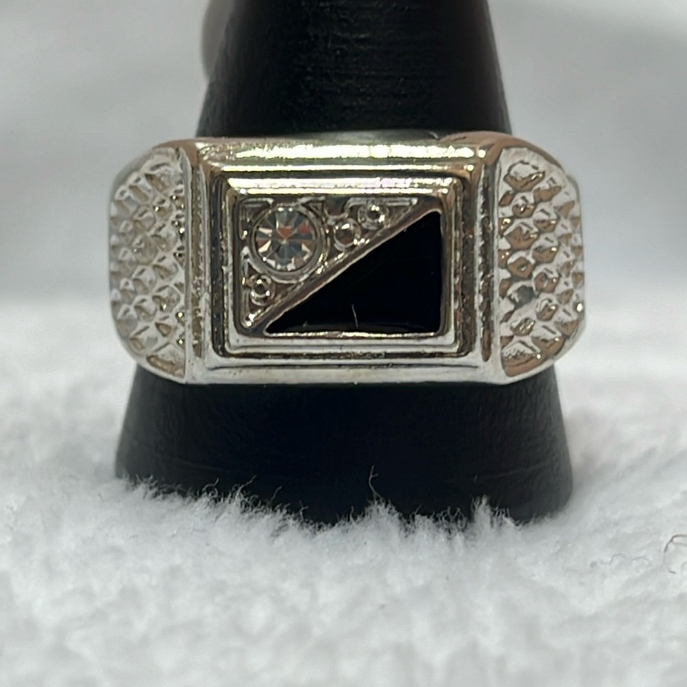 Men’s Fashion Ring